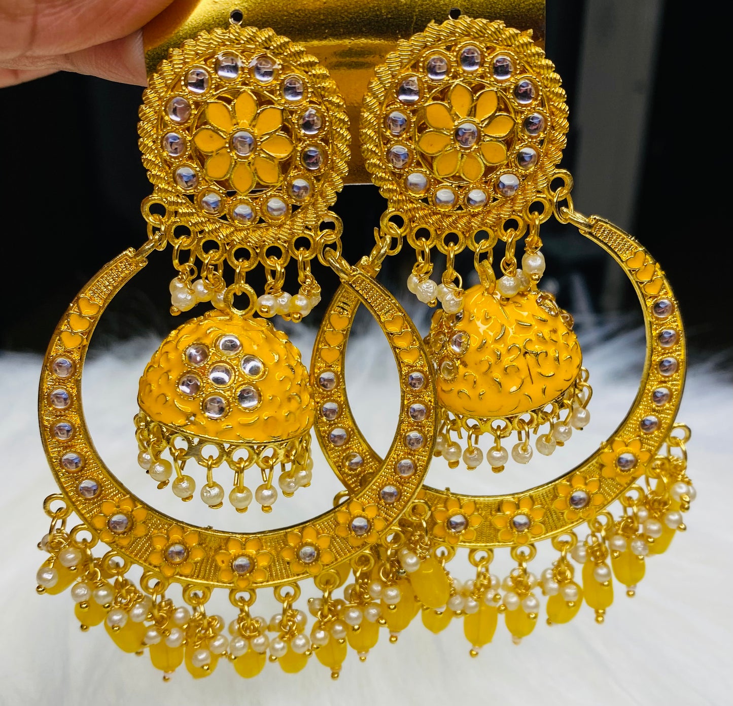 Taare Regal Gold Earrings