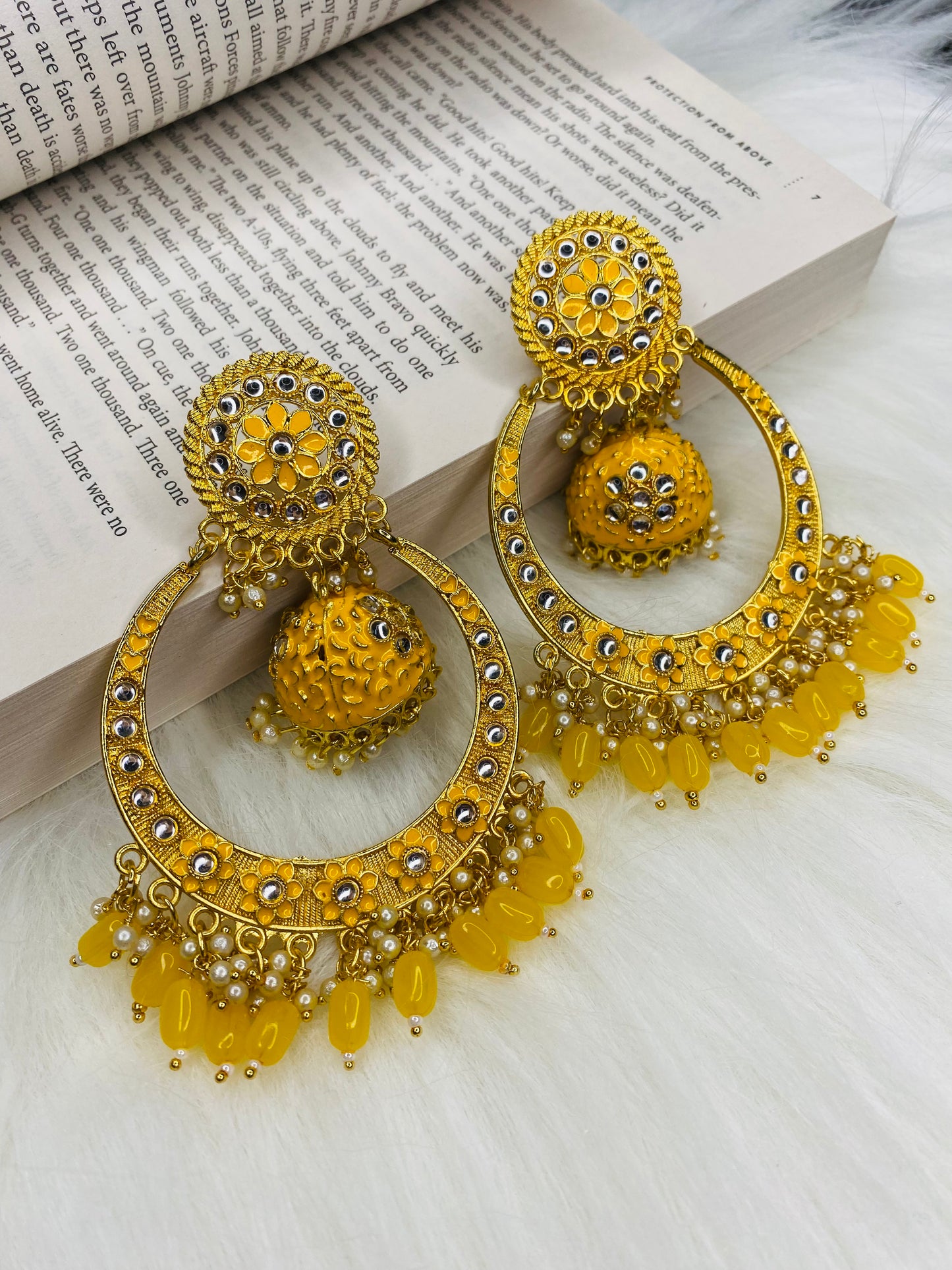 Taare Regal Gold Earrings